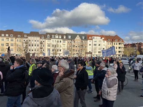 Kiel Robert Habeck Auf Dem Bl Cherplatz Kiel We Love Kiel