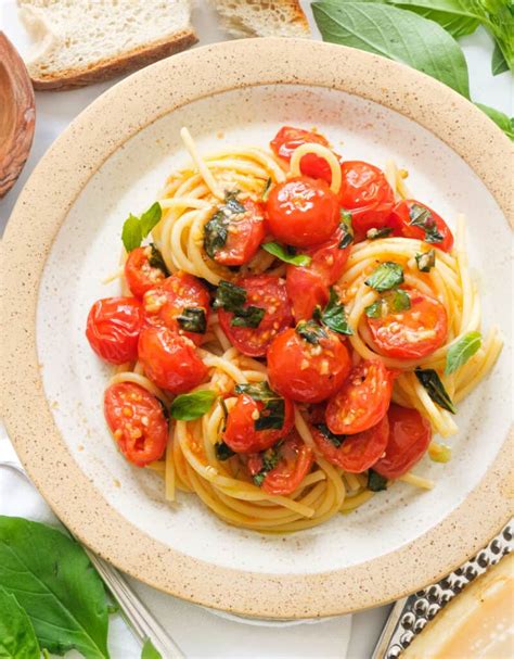 Tomatoes Basil Oil