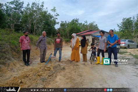 SATUCare Bantu Pasang Paip Rumah Buruh TRDI News