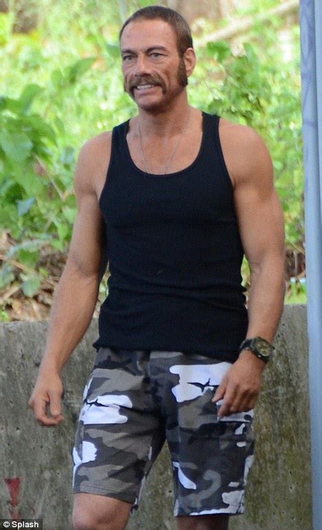 Jean Claude Van Damme S Son Kris Photos He Flexes His Bulging Biceps