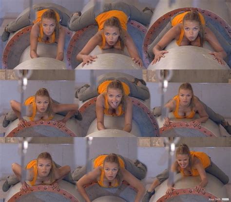Naked Séverine Ferrer in Fort Boyard