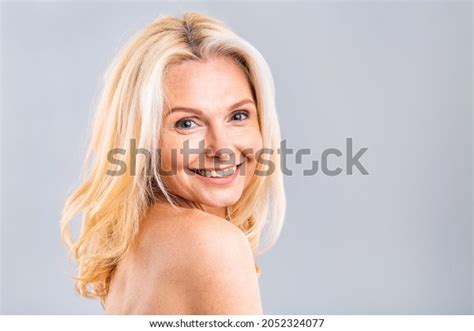 Close Portrait Beautiful Attractive Charming Naked Stock Photo 2052324077 Shutterstock