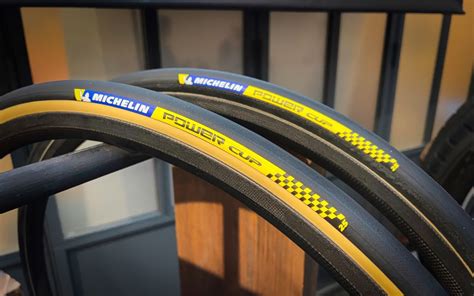 Michelin présente son nouveau pneu premium Power Cup Velo 101