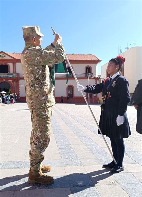 Mindef Per On Twitter Puno Con Gallardia Y Patriotismo Marcharon