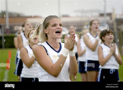 Cheerleader Hi Res Stock Photography And Images Alamy