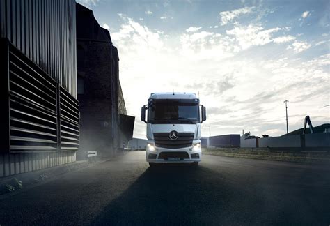 Daimler AG announces plan to spin off Daimler Truck - F&L Asia