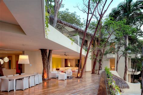 A Beachfront Property in Puerto Vallarta’s Lush Rainforest is Selling for 6.95 Million Photos ...