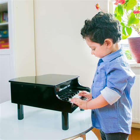 Рояль New Classic Toys 18 клавиш черный купить по цене 7165 ₽ в ...