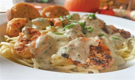 Creamy Pesto Pasta With Garlic Shrimp Darlene S Table