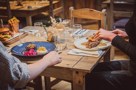 The Wheatsheaf pub in Farnham | Home