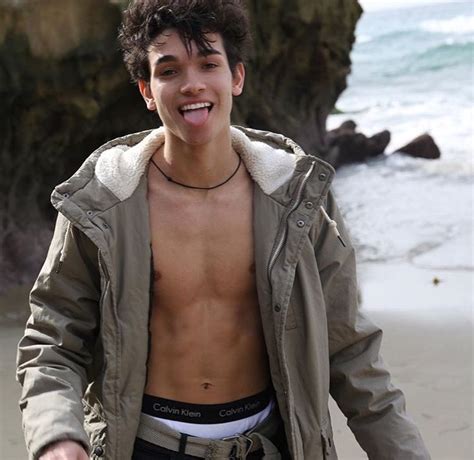 Licas Marcus And Lucas Lucas Dobre Marcus Dobre Male Physique