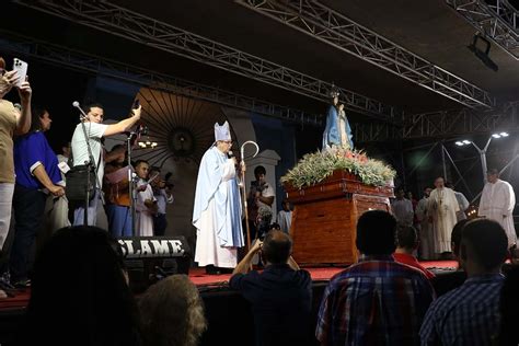 Medina Ruiz asistió a la misa y procesión en honor a la Virgen