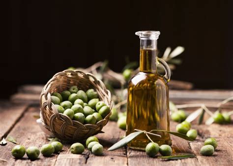 15 Simple Ways to Substitute for Olive Oil - The Ashcroft Family Table