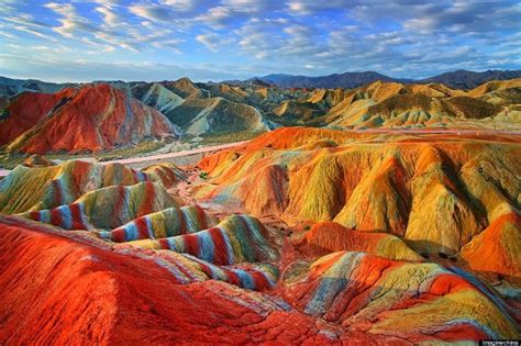 Amazing Places To Travel Zhangye Danxia National Geological Park