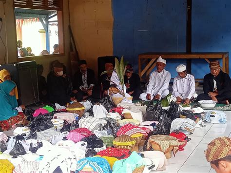 Lestarikan Seni Dan Budaya Warga Dusun Cilimus Sumedang Gelar Acara