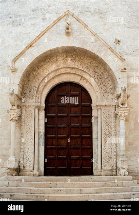 Romanesque architecture cathedral portal church. Bisceglie. Apulia. Italy Stock Photo - Alamy