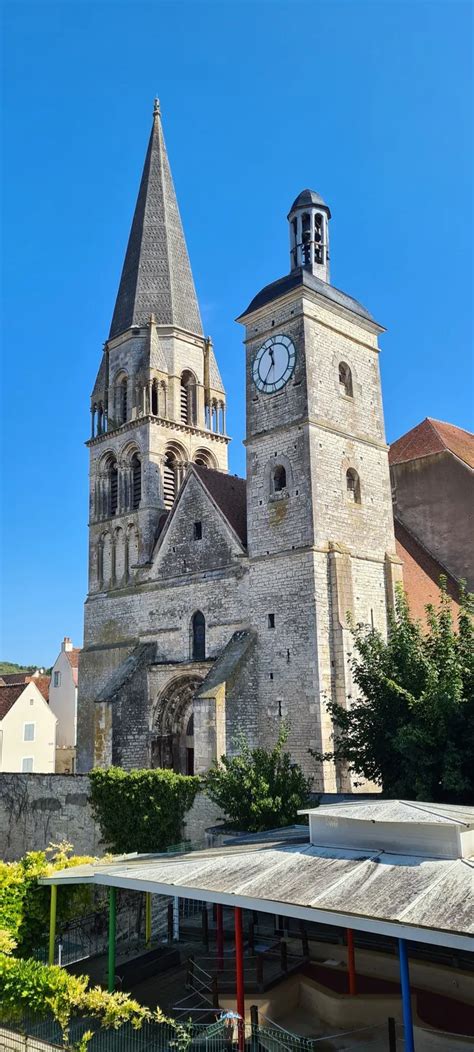 Visite libre de léglise Notre Dame de Vermenton Église Notre Dame