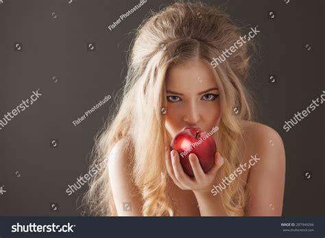 Portrait Sexy Beautiful Nude Pin Up Girl Stock Photo Shutterstock