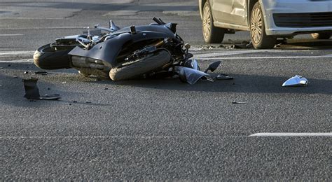 Tragedia w powiecie kwidzyńskim Zderzenie motocykla z samochodem