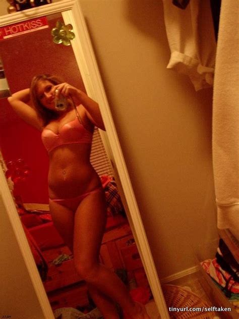 Amateur Teen Selfies Selfshot Mirror Porno Photo