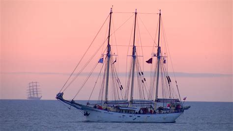 In Pictures Hartlepool Tall Ships Gets Underway As Thousands Flock To