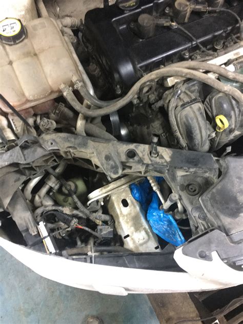 #9. Замена термостата, антифриза и бачка ОЖ с крышкой — Ford Focus ...