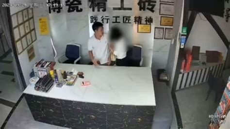 陌生女子进店不购物上来就抱男店主，店主吓到失眠：要拽我去我家凤凰网视频凤凰网