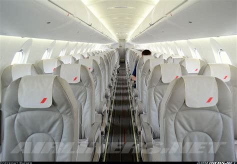 bombardier crj1000 interior - Google Search | Air france, Air show ...