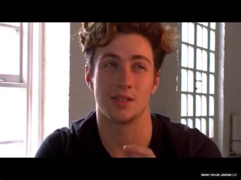 Featurette: Behind the Scenes - 132 - Aaron Taylor-Johnson Photogallery