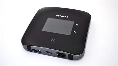 Netgear Nighthawk M2 LTE Router Mobiler WLAN Router Hardware Inside