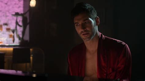 AusCAPS Tom Ellis Nude In Lucifer 5 10 Bloody Celestial Karaoke Jam
