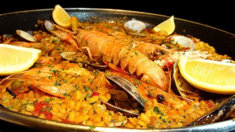 Receta De Paella De Marisco A La Leña