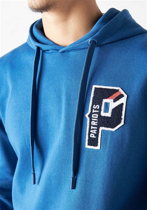 Buy Men's NFL Applique Detail Crew Neck Hoodie with Long Sleeves Online ...