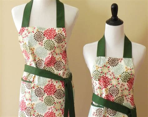 Mommy And Me Apron Set Mother Daughter Apron Set Green And Red Print