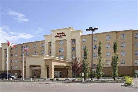 Hotels near West Edmonton Mall in Edmonton, Canada | www.trivago.com