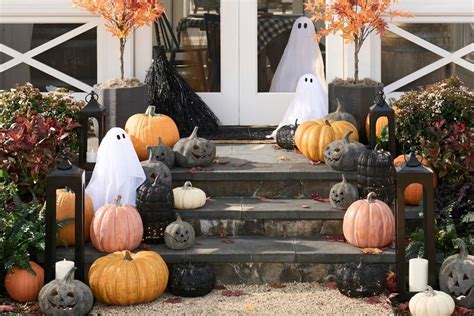 The Best Halloween Decor of 2023 | The Everygirl