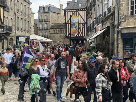 À Dinan les syndicats ont réuni entre 300 et 500 personnes contre l