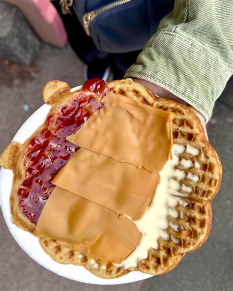 How to spend a weekend in Oslo Norway - Oslo travel guide with food and