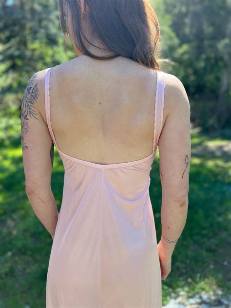 S Blush Pink Nightgown And Robe Vintage Size Small Full Length Bridal Lingerie Nylon Lace