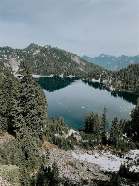 Hiking Necessities for Washington State Trails - Explore Washington State