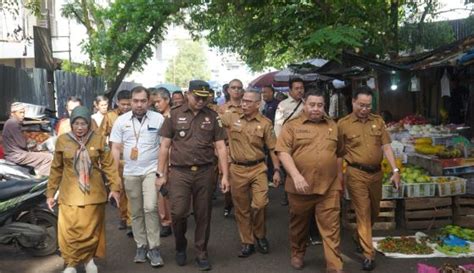 InfoPublik Sekda Muara Enim Sidak Harga Beras STHP RPK 2023