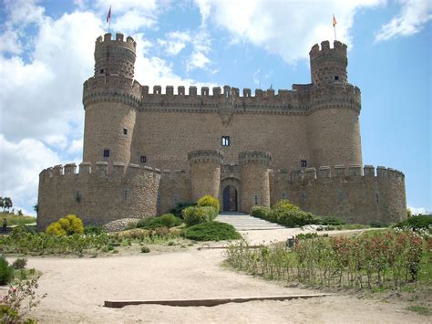 Los más bonitos castillos de España PequeViajes