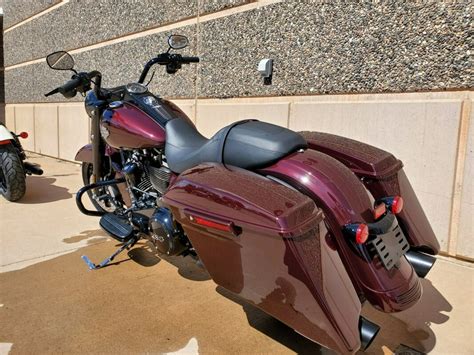 Harley Davidson Road King Special Midnight Crimson Black Finish