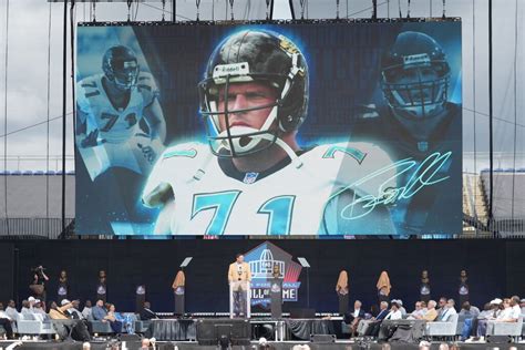 Tony Boselli to receive Hall of Fame ring during…