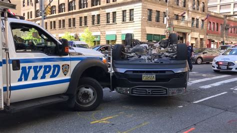 FDNY RESPONDING OPERATING WITH THE NYPD AT A T BONE MVA WITH A