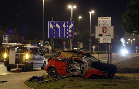 Zadarski Opet Po Ele No Ne Utrke Nabrijanih Auta Po Bulevaru