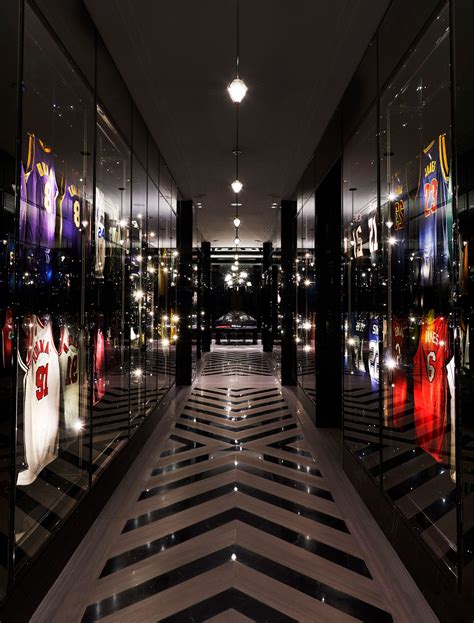 Drakes Toronto Mansion Features Nba Size Court Hall Of Jerseys