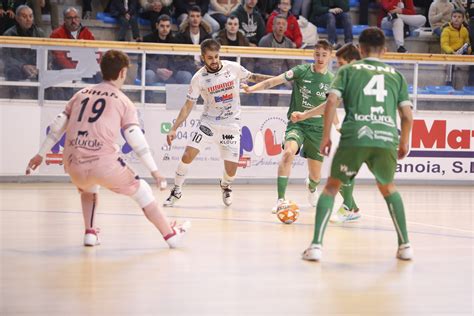 Osasuna Magna logra tres importantes puntos en su visita al Noia FS