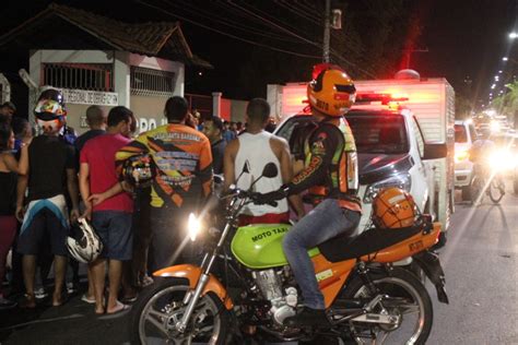 Jovem Morto A Tiros Enquanto Trafegava Em Motocicleta Na Ponta Negra