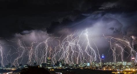 11 Dramatic Images Of Lightning Over Johannesburg Africa Geographic